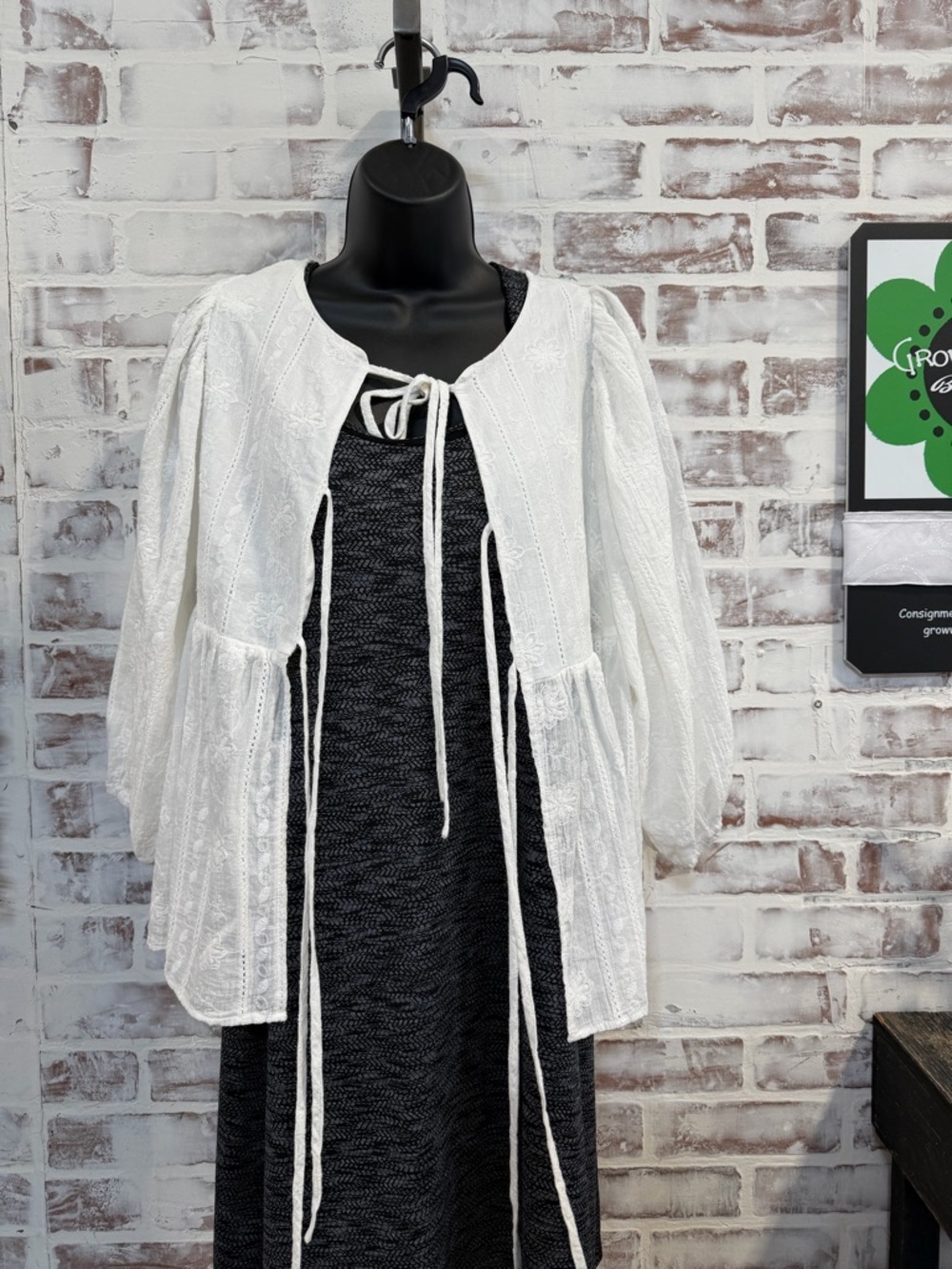 SHEIN White Embroidered Tie-Front Peplum Jacket women’s large